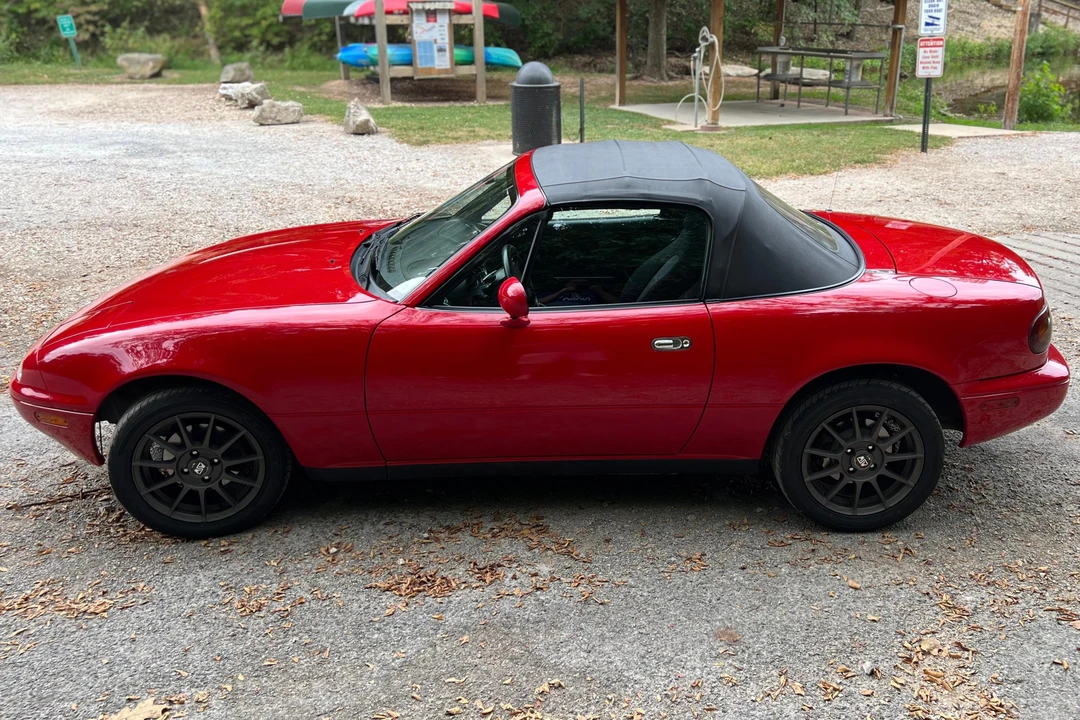 1997 Mazda NA MX-5 Miata - Image 3 of 31