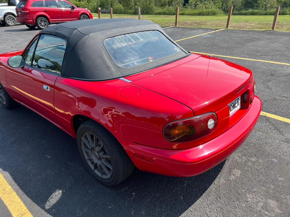 1997 Mazda NA MX-5 Miata - Image 26 of 31