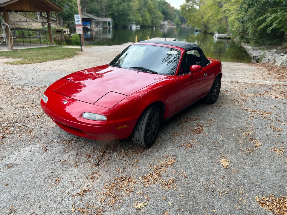 1997 Mazda NA MX-5 Miata - Image 6 of 31