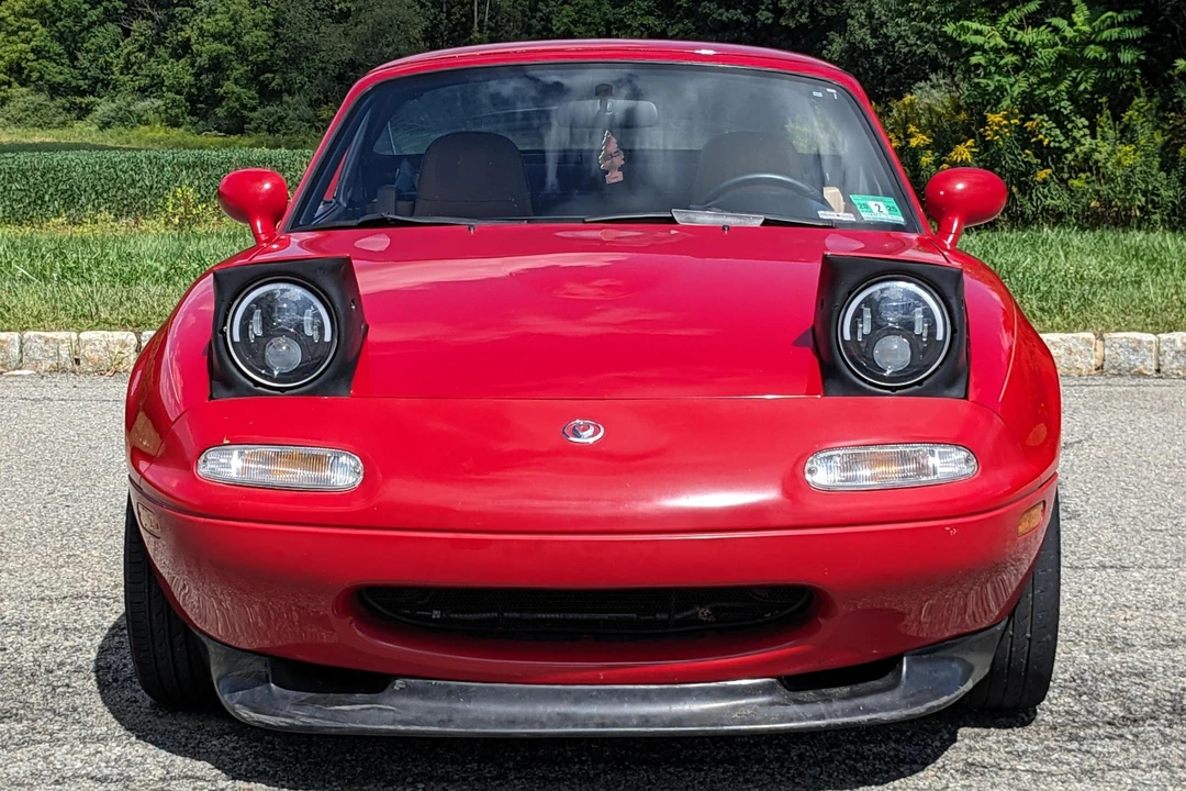 1997 Mazda NA MX-5 Miata - Image 2 of 31