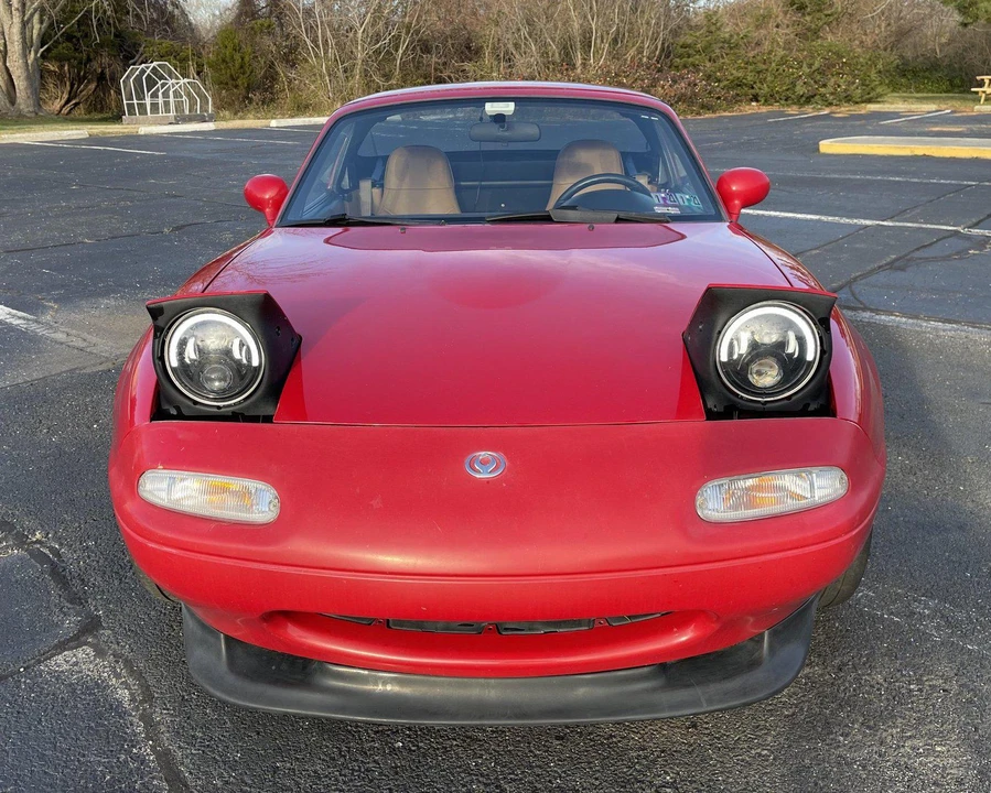 1997 Mazda NA MX-5 Miata - Image 2 of 31