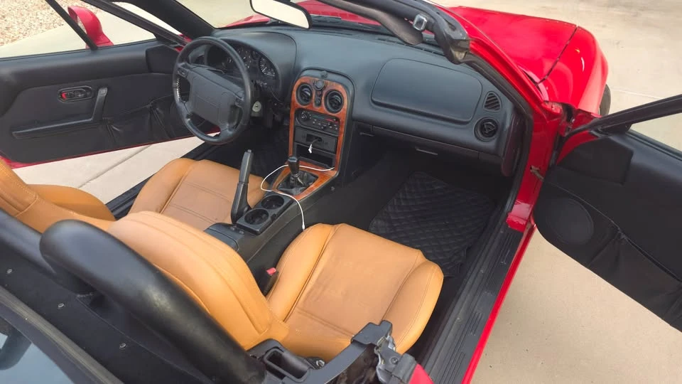 1997 Mazda NA MX-5 Miata - Image 10 of 15