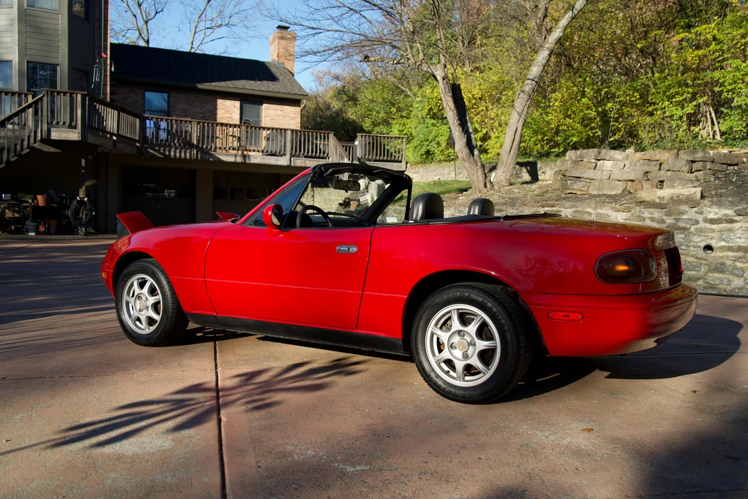 1997 Mazda NA MX-5 Miata - Image 13 of 31
