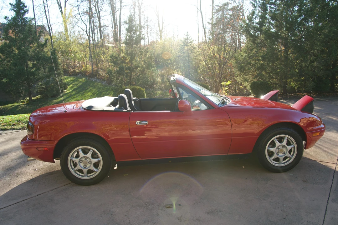 1997 Mazda NA MX-5 Miata - Image 18 of 31
