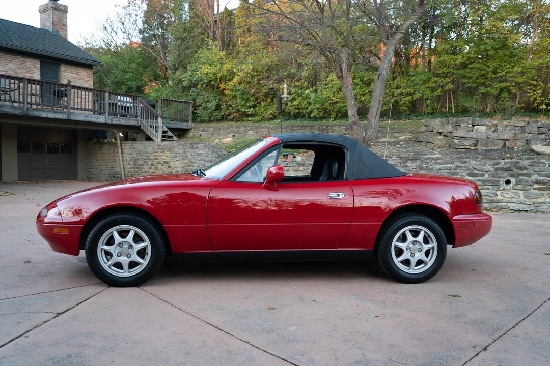 1997 Mazda NA MX-5 Miata - Image 12 of 31