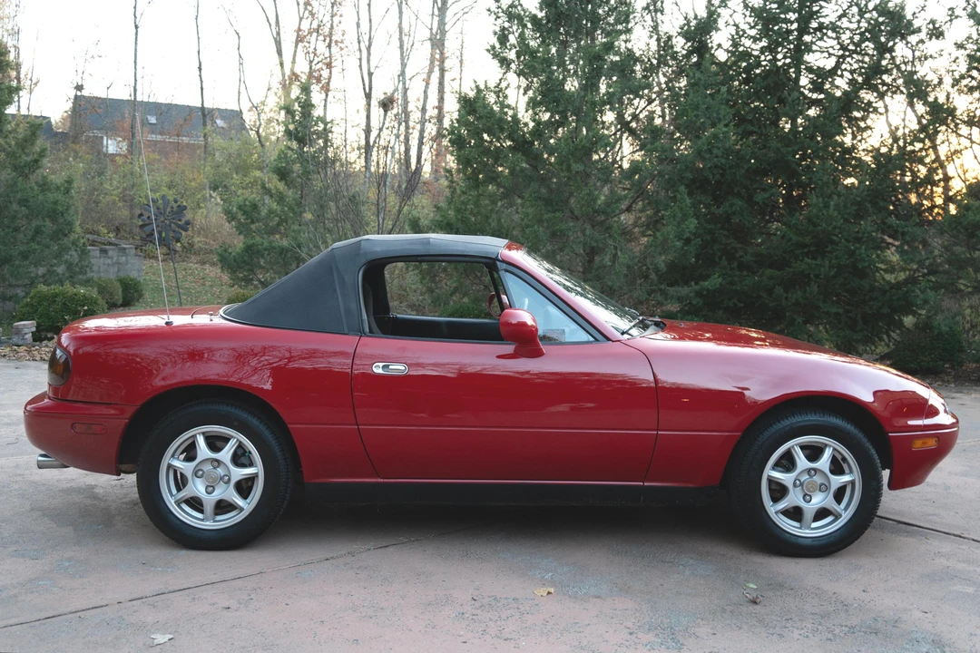 1997 Mazda NA MX-5 Miata - Image 19 of 31