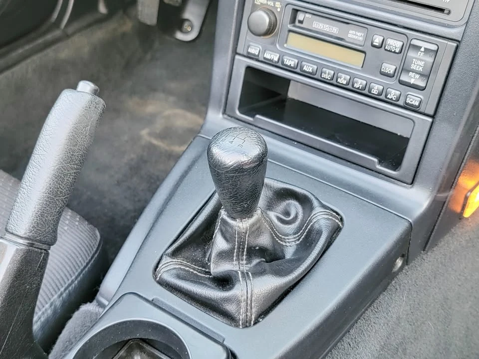 1997 Mazda NA MX-5 Miata - Image 16 of 20