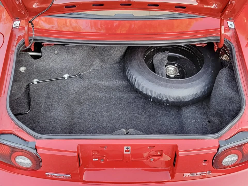1997 Mazda NA MX-5 Miata - Image 19 of 20