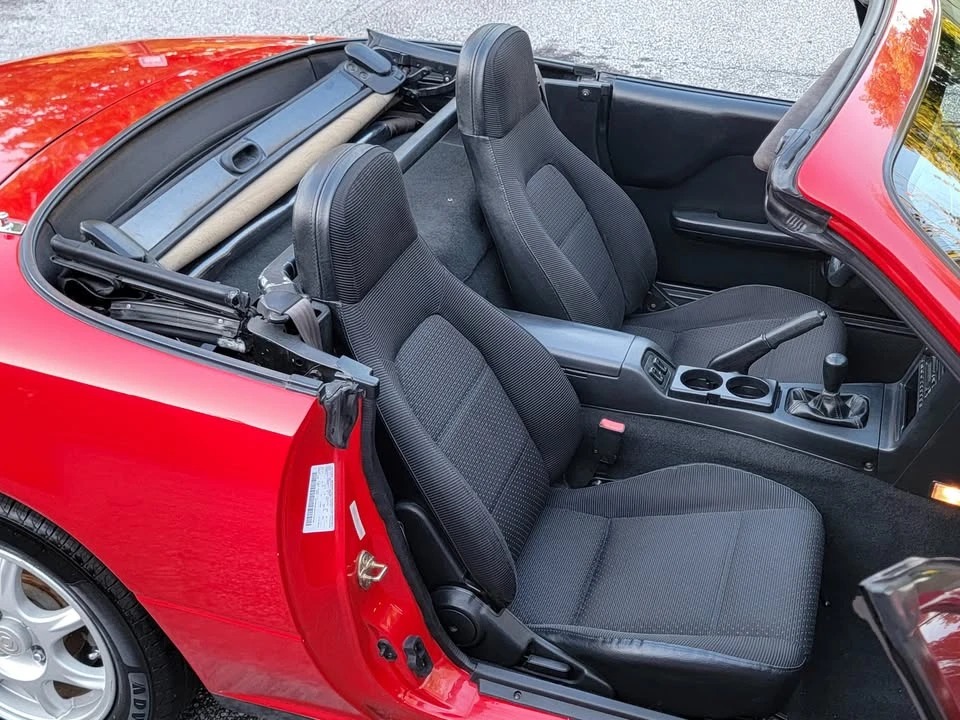 1997 Mazda NA MX-5 Miata - Image 18 of 20