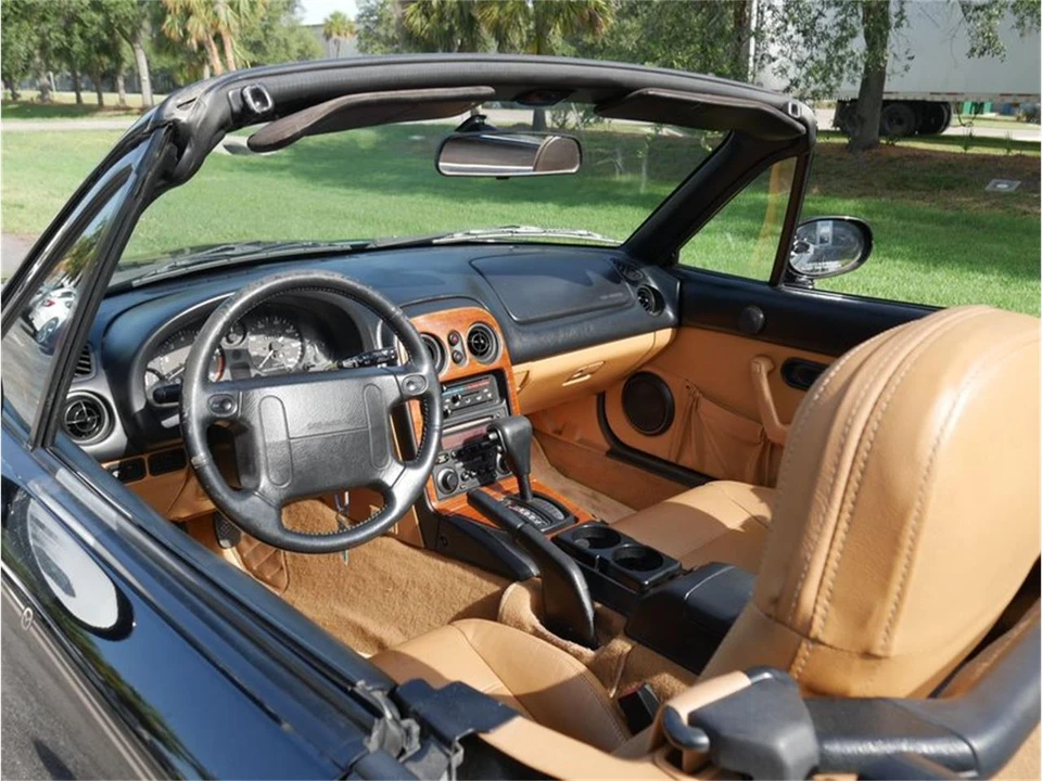 1997 Mazda NA MX-5 Miata - Image 30 of 31