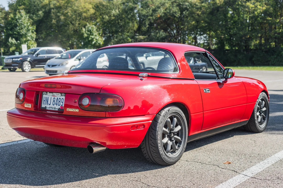 1997 Mazda NA MX-5 Miata - Image 17 of 31