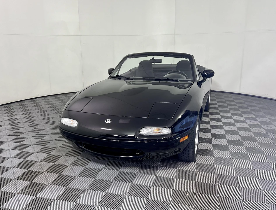 1997 Mazda NA MX-5 Miata - Image 8 of 31