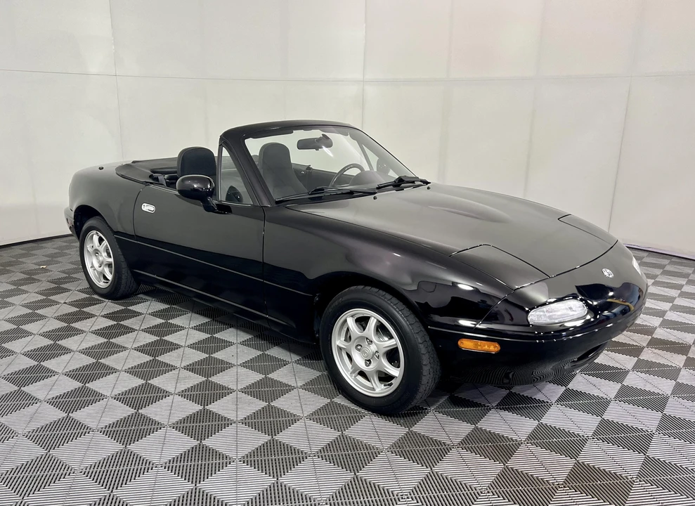 1997 Mazda NA MX-5 Miata - Image 26 of 31