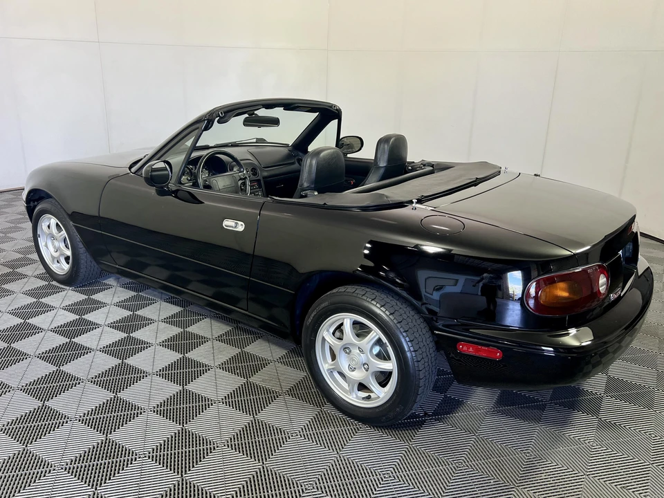1997 Mazda NA MX-5 Miata - Image 18 of 31