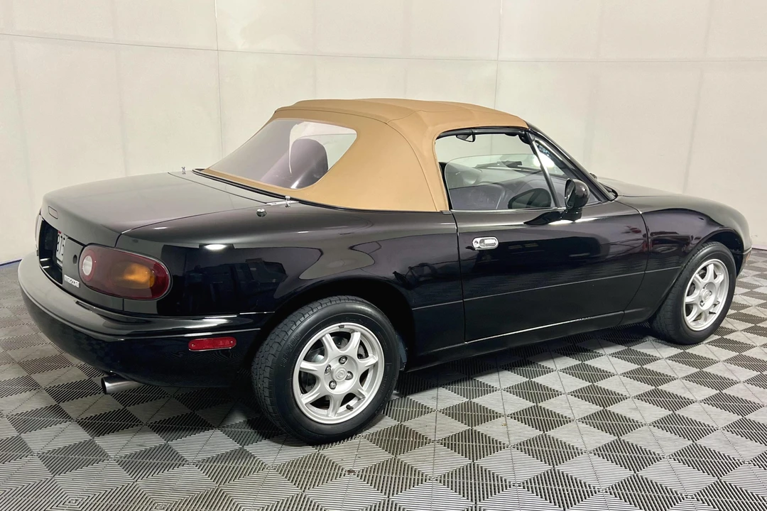 1997 Mazda NA MX-5 Miata - Image 4 of 31