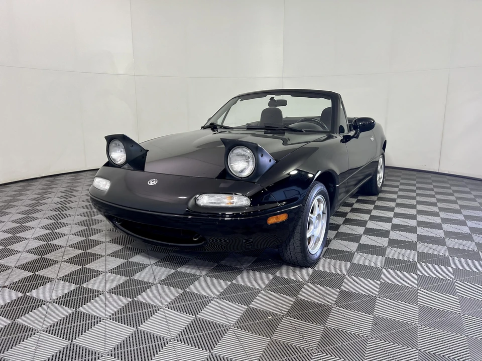 1997 Mazda NA MX-5 Miata - Image 9 of 31