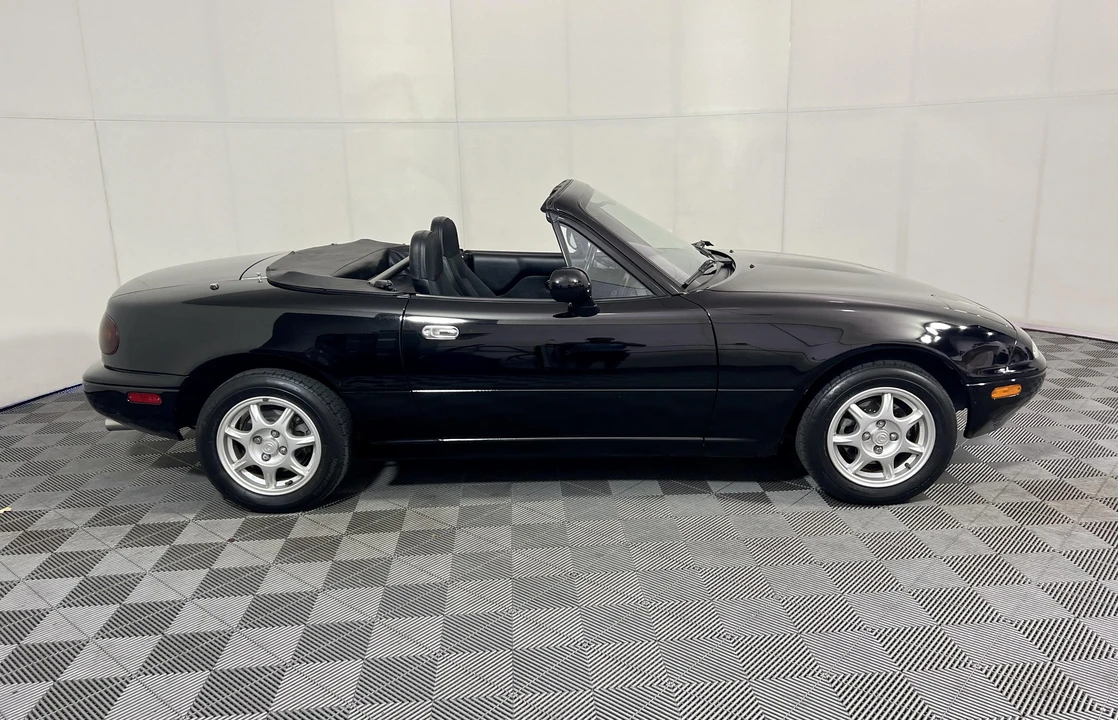1997 Mazda NA MX-5 Miata - Image 25 of 31
