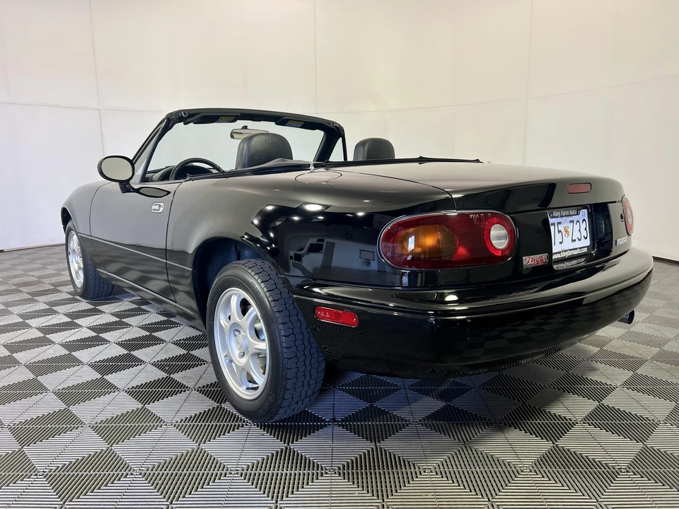 1997 Mazda NA MX-5 Miata - Image 19 of 31