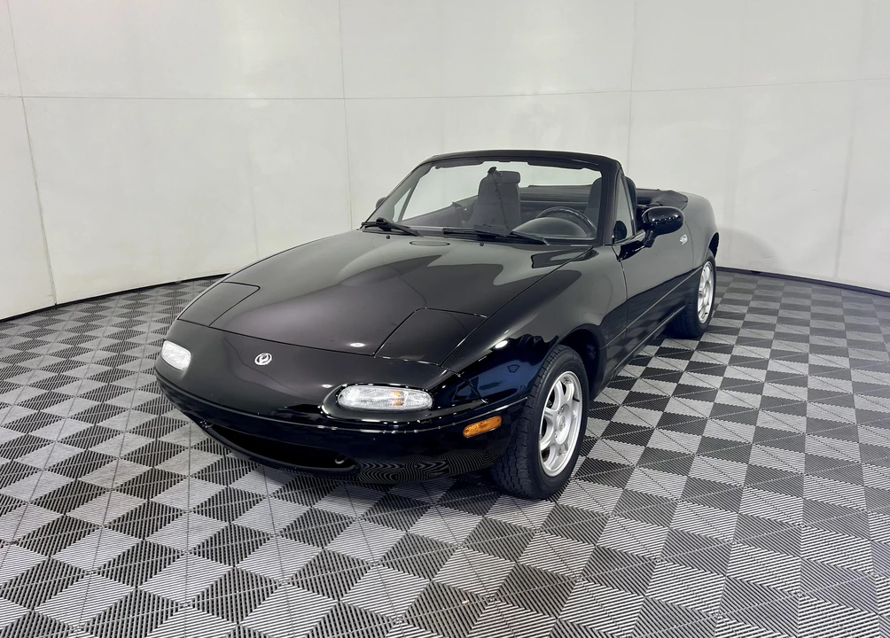 1997 Mazda NA MX-5 Miata - Image 10 of 31