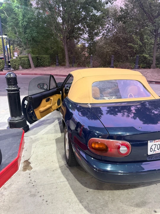 1997 Mazda NA MX-5 Miata - Image 16 of 20