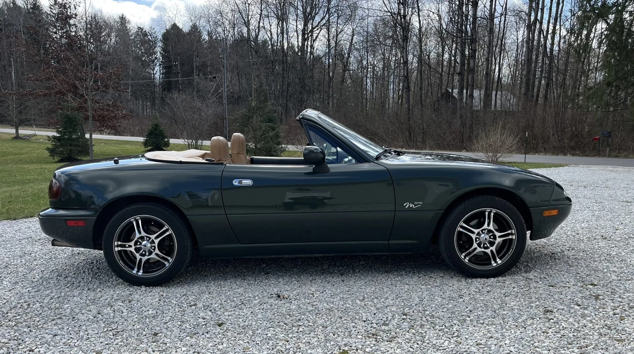 1997 Mazda NA MX-5 Miata - Image 9 of 31