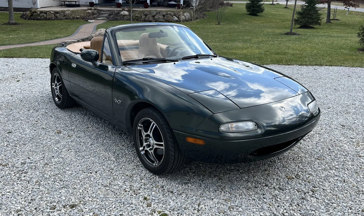 1997 Mazda NA MX-5 Miata - Image 2 of 31