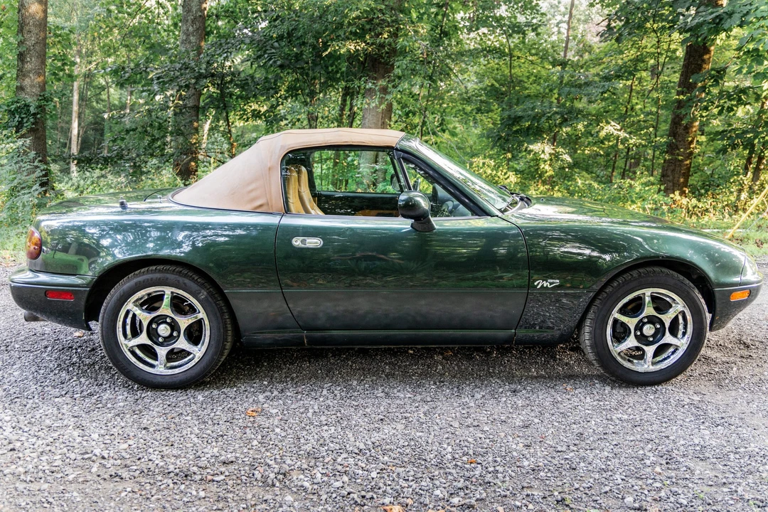 1997 Mazda NA MX-5 Miata - Image 13 of 31