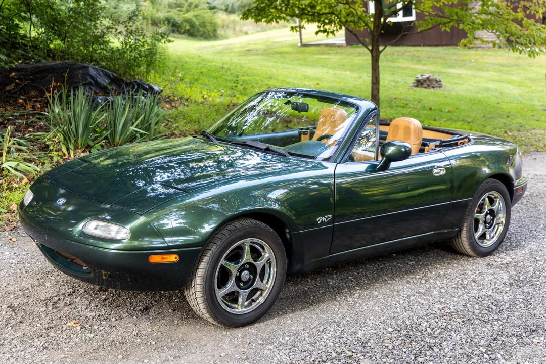 1997 Mazda NA MX-5 Miata - Image 2 of 31