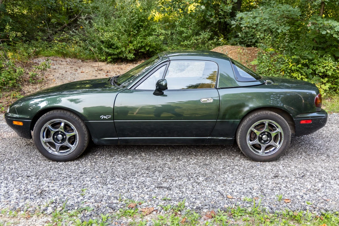 1997 Mazda NA MX-5 Miata - Image 25 of 31