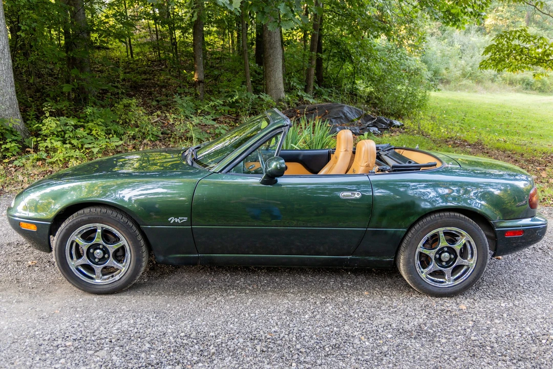 1997 Mazda NA MX-5 Miata - Image 9 of 31