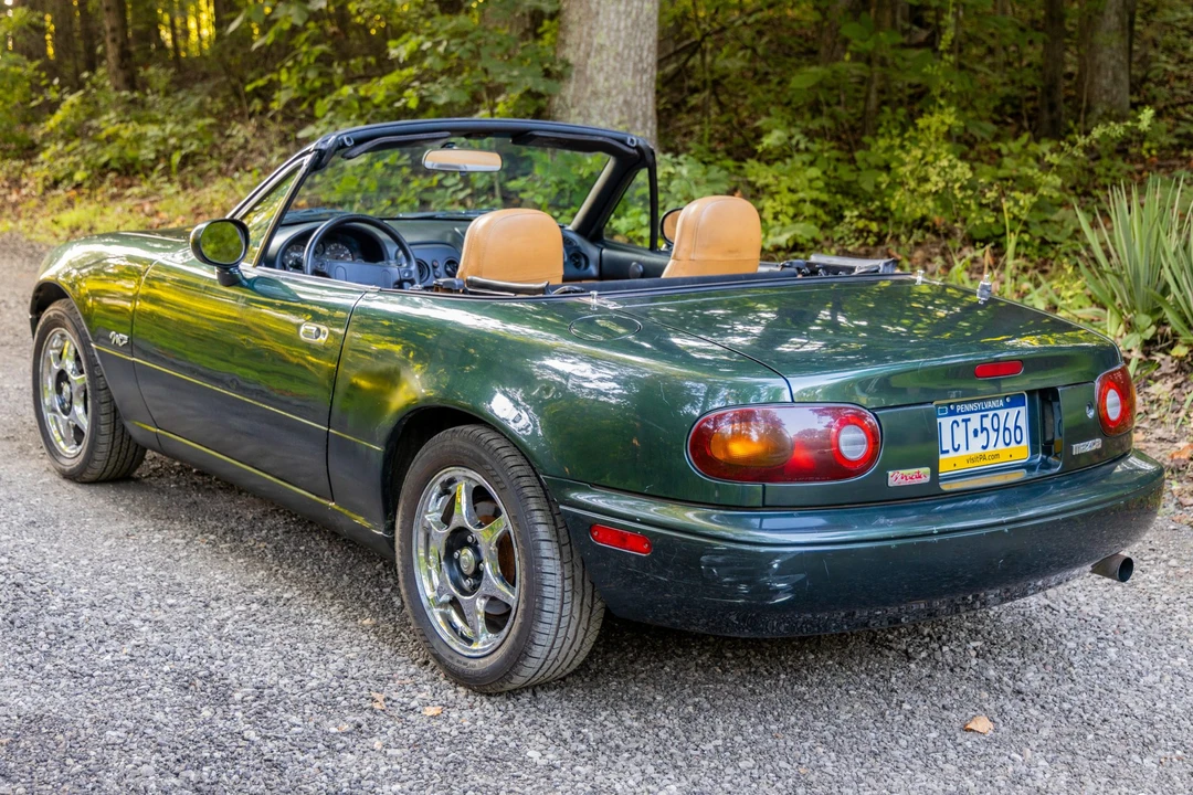 1997 Mazda NA MX-5 Miata - Image 8 of 31