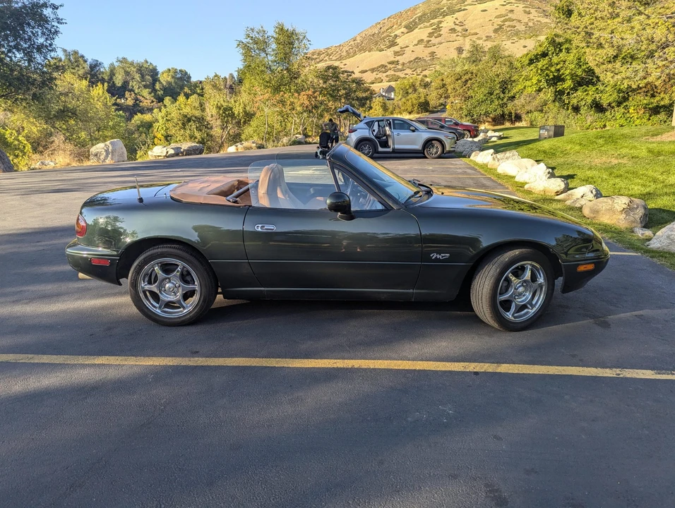 1997 Mazda NA MX-5 Miata - Image 9 of 31