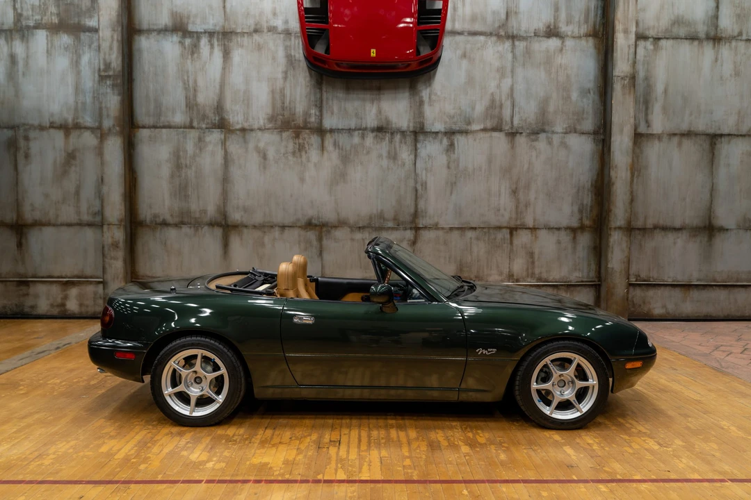 1997 Mazda NA MX-5 Miata - Image 25 of 31