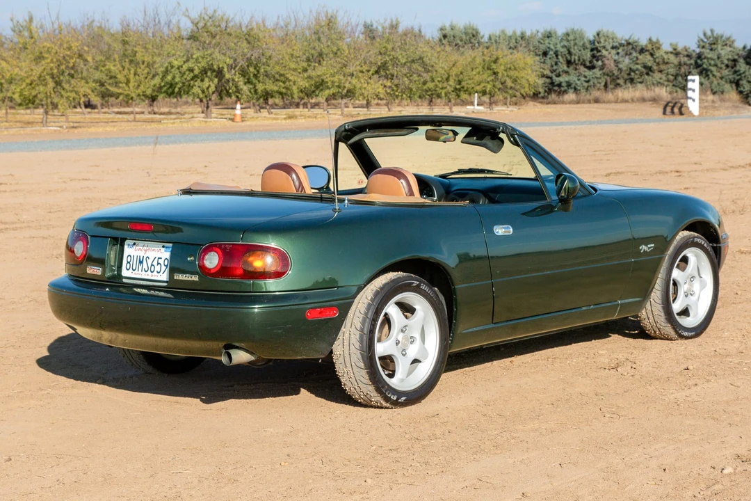 1997 Mazda NA MX-5 Miata - Image 6 of 31