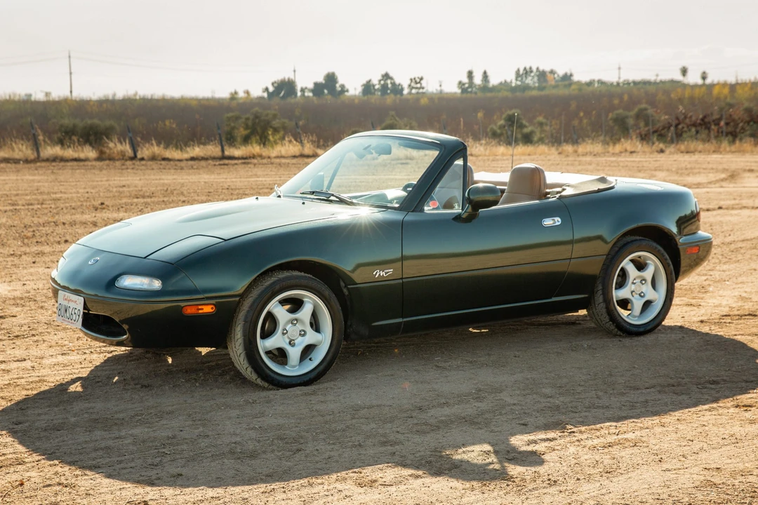 1997 Mazda NA MX-5 Miata - Image 2 of 31