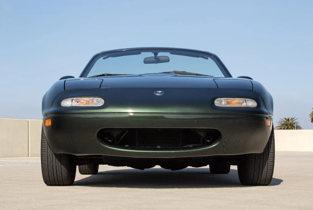 1997 Mazda NA MX-5 Miata - Image 4 of 31