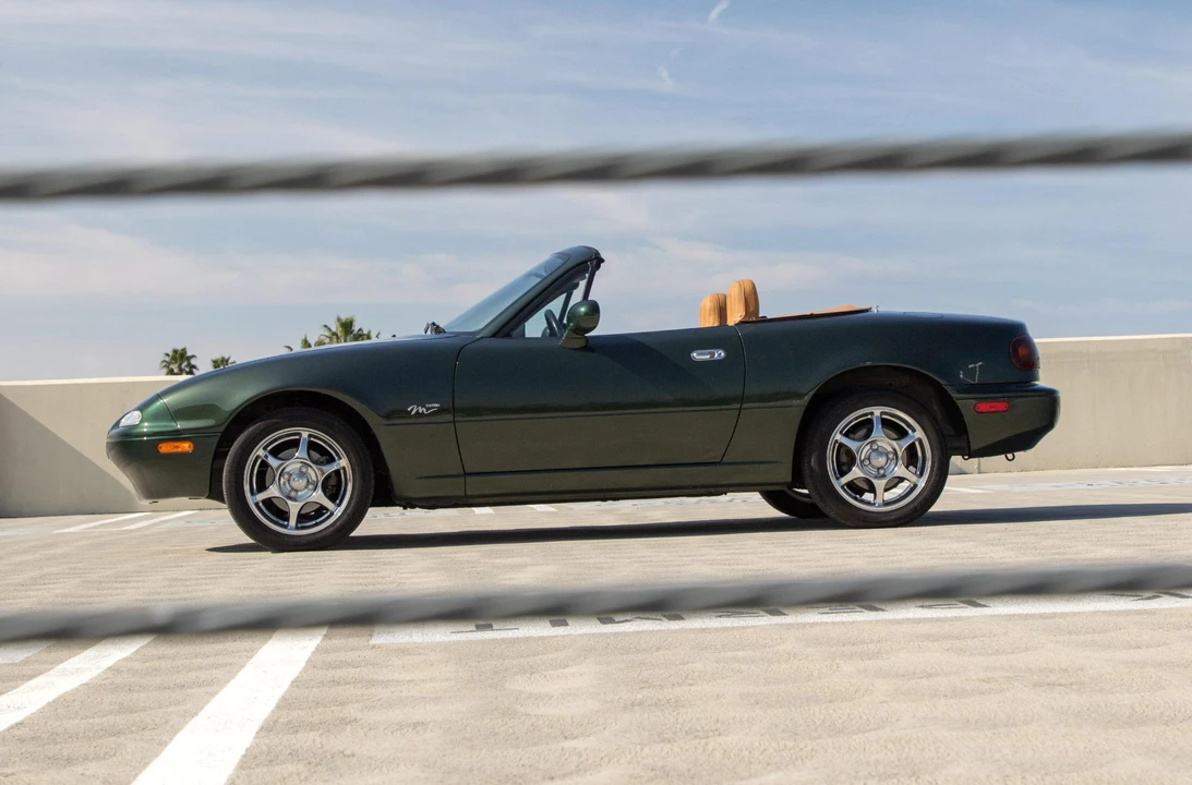 1997 Mazda NA MX-5 Miata - Image 16 of 31