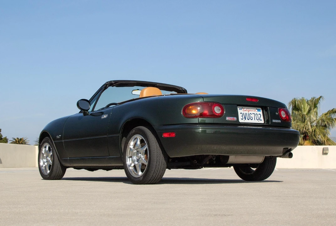 1997 Mazda NA MX-5 Miata - Image 9 of 31