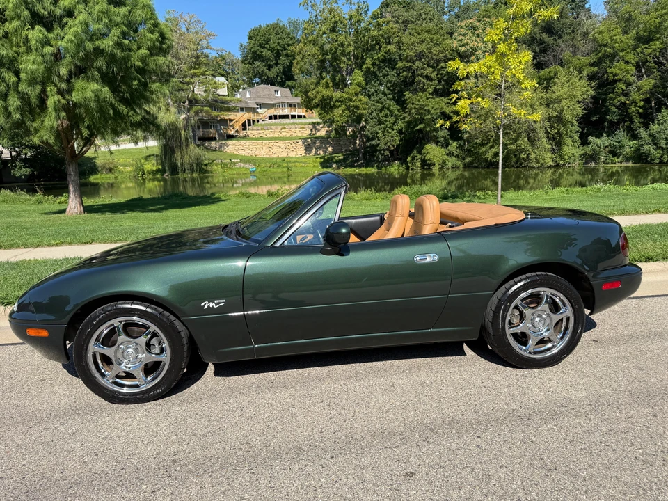 1997 Mazda NA MX-5 Miata - Image 8 of 31