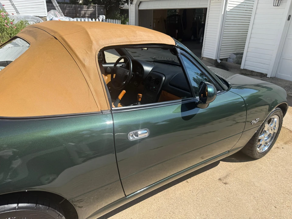 1997 Mazda NA MX-5 Miata - Image 25 of 31