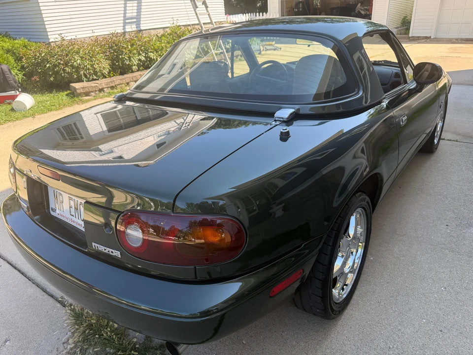1997 Mazda NA MX-5 Miata - Image 16 of 31