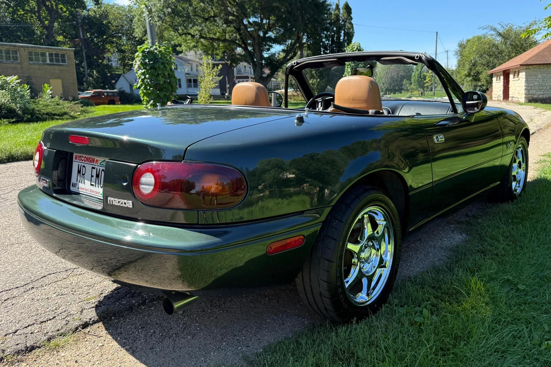 1997 Mazda NA MX-5 Miata - Image 4 of 31