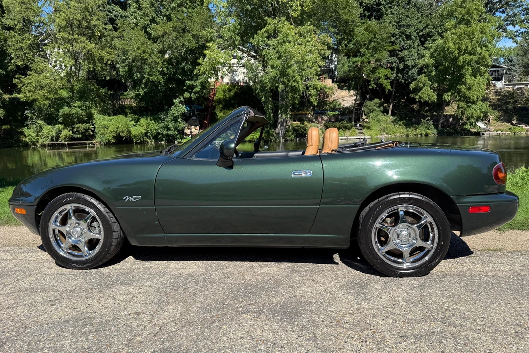 1997 Mazda NA MX-5 Miata - Image 3 of 31