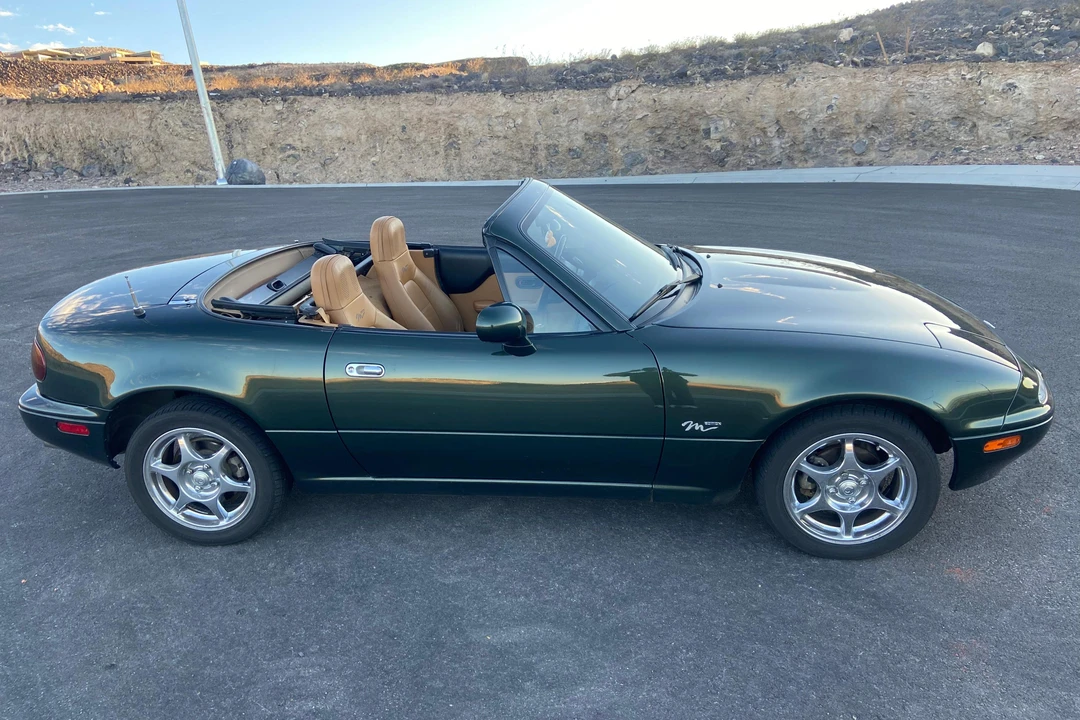 1997 Mazda NA MX-5 Miata - Image 3 of 31