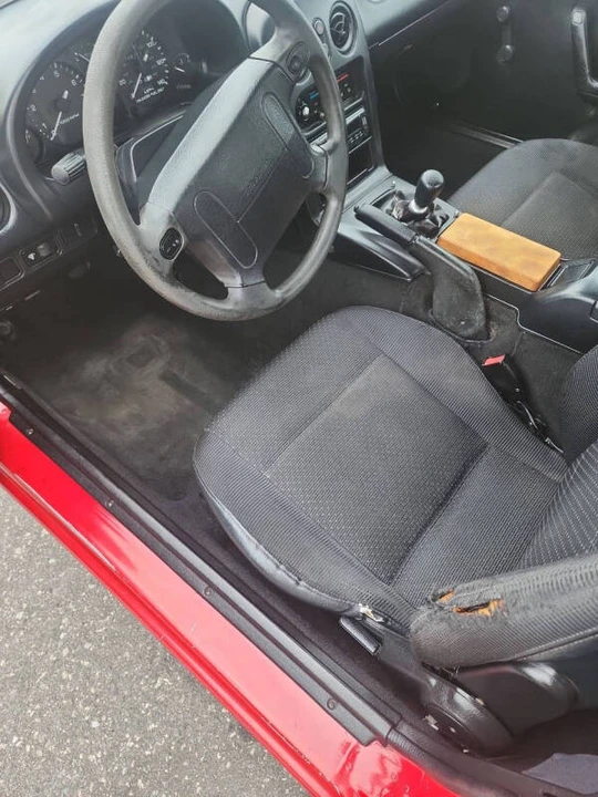 1997 Mazda NA MX-5 Miata - Image 11 of 17