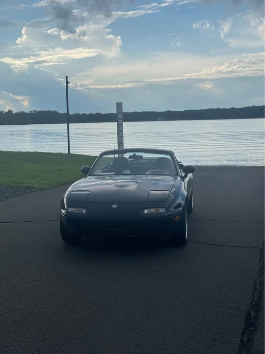 1997 Mazda NA MX-5 Miata - Image 2 of 17