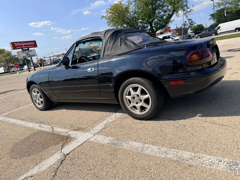 1997 Mazda NA MX-5 Miata - Image 4 of 9
