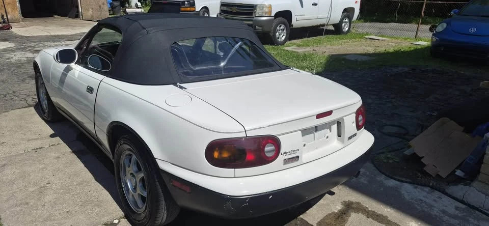 1997 Mazda NA MX-5 Miata - Image 7 of 12