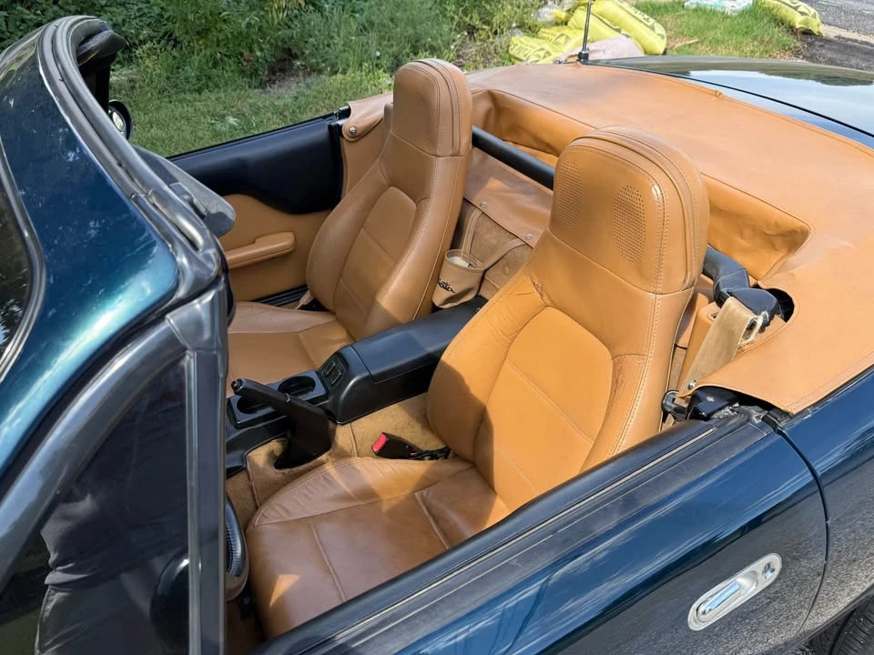1997 Mazda NA MX-5 Miata - Image 8 of 11