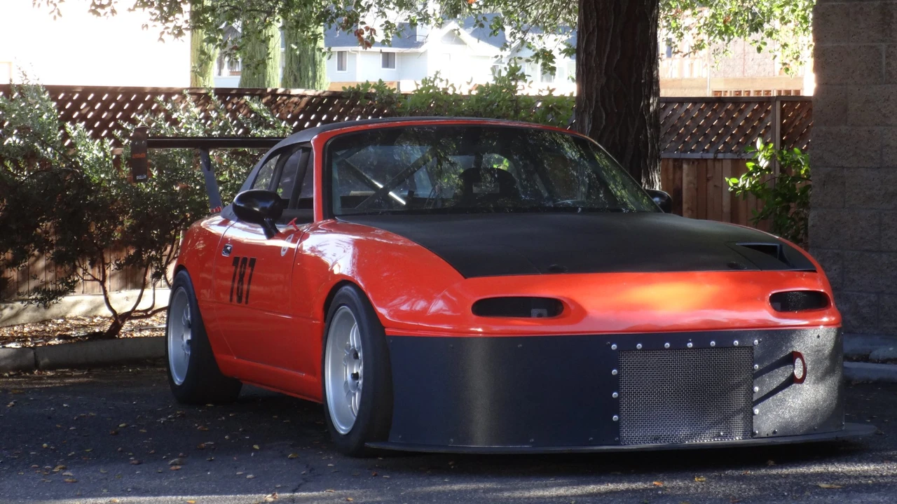 1997 Mazda NA MX-5 Miata - Image 9 of 31